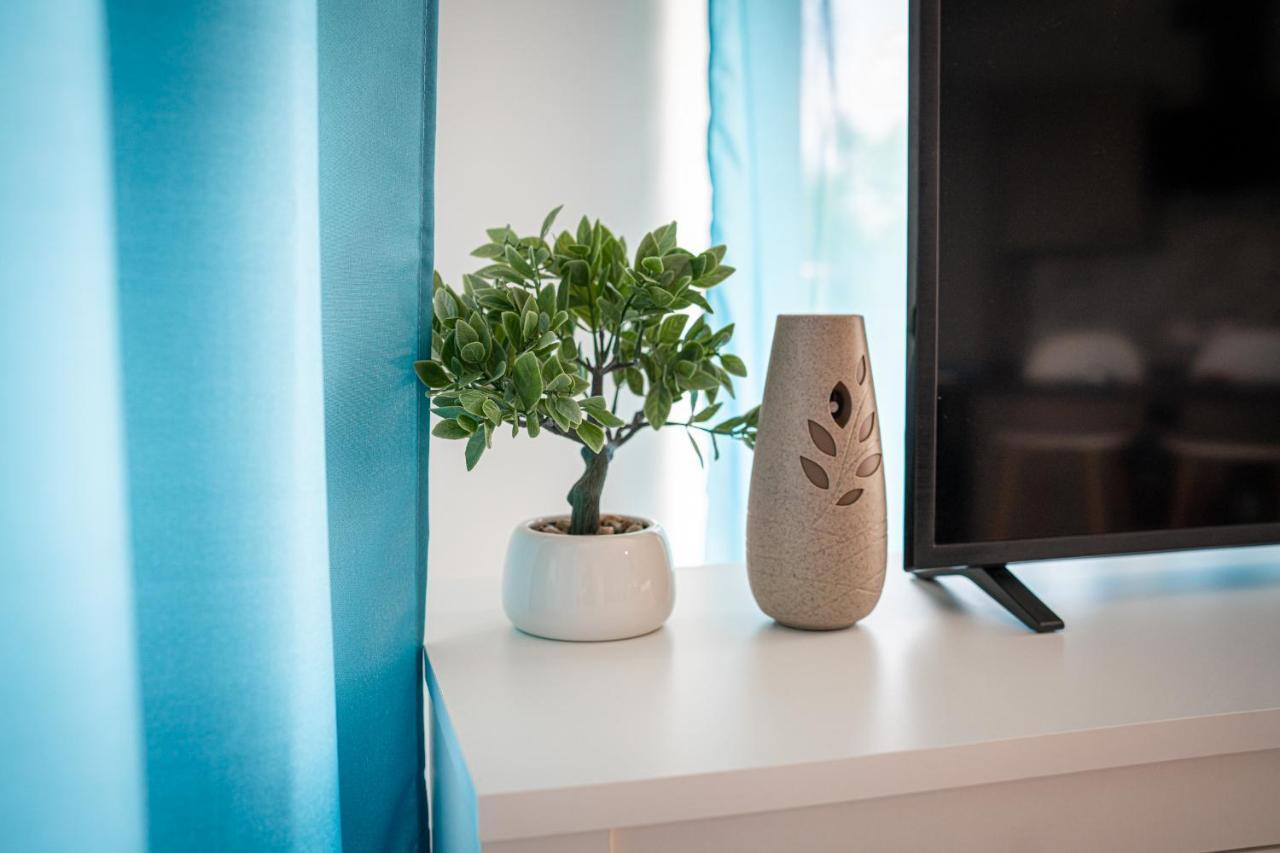 チェラチTurkusowe Tarasy Apartamentアパートメント エクステリア 写真